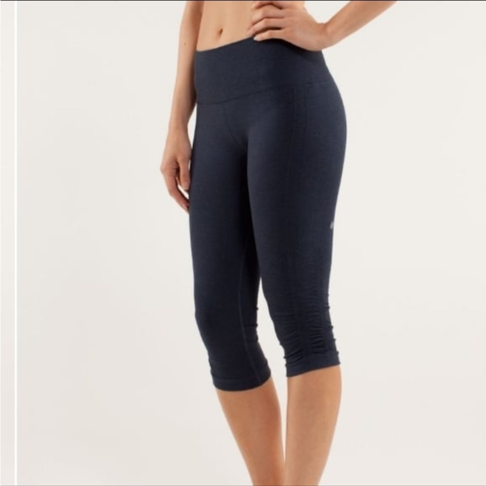Lululemon In The Flow Crop Capris